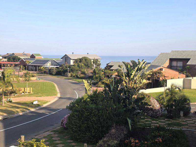 5 Bedroom Property for Sale in Outeniqua Strand Western Cape